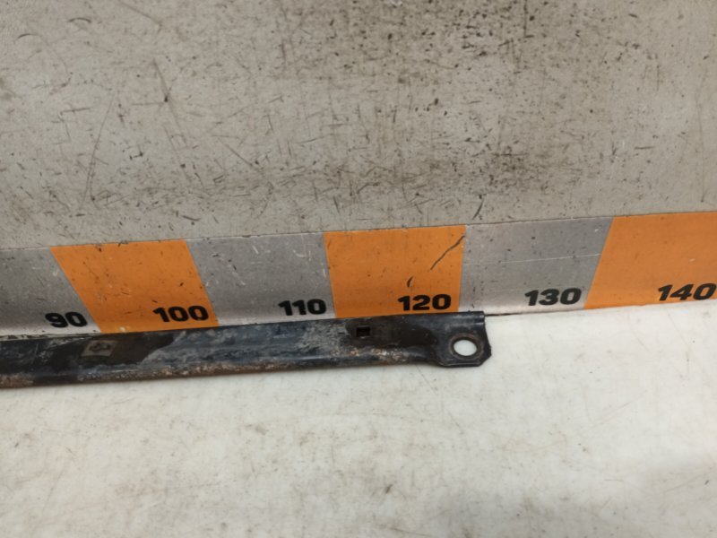 Балка подрадиаторная