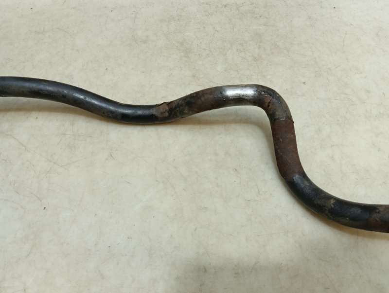 Стабилизатор передний