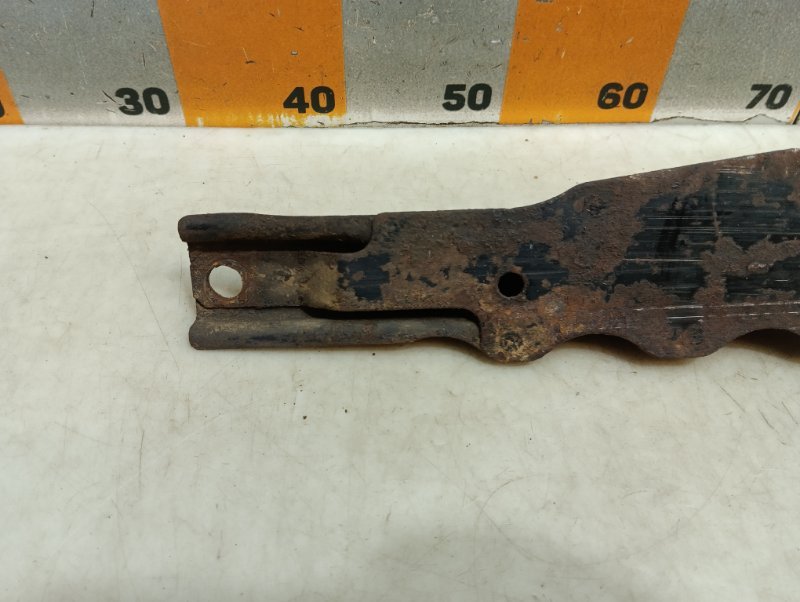 Балка передняя продольная