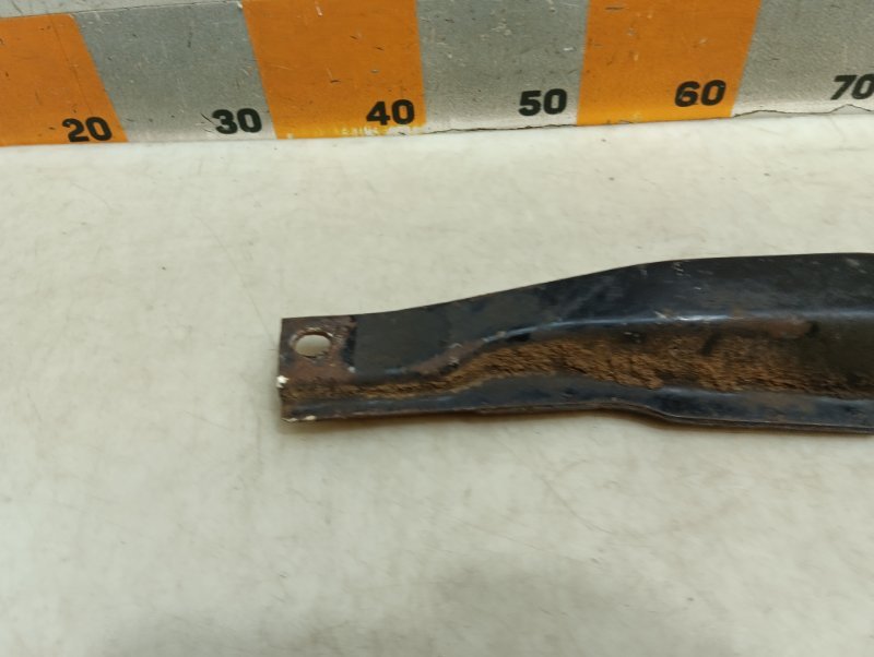 Балка передняя продольная