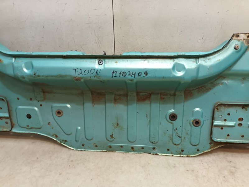 Панель задняя