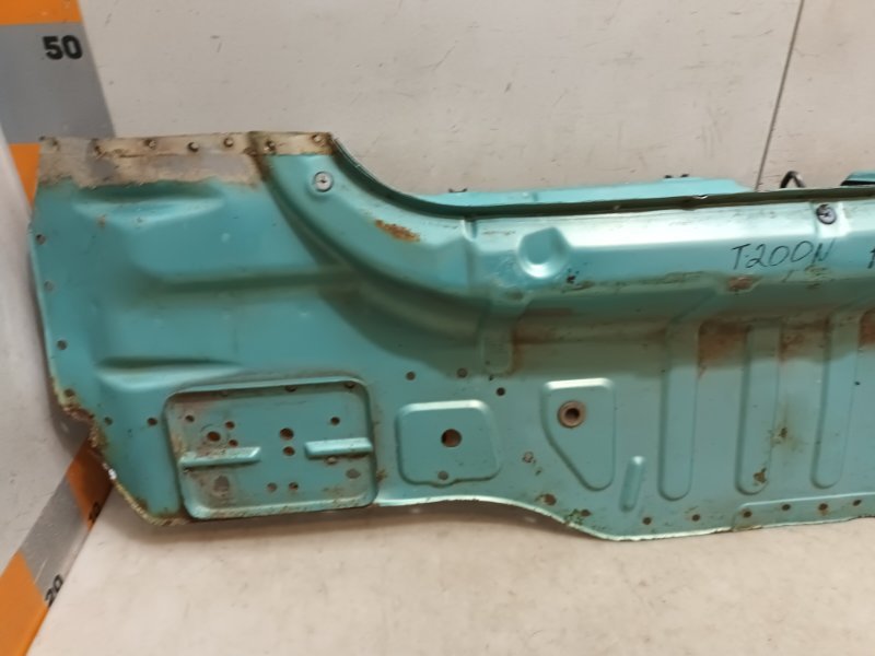 Панель задняя