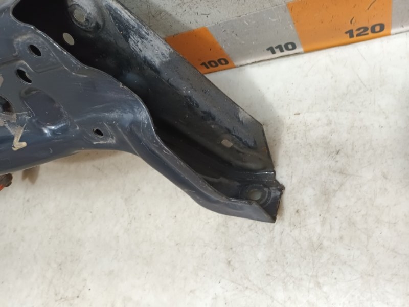 Балка подмоторная