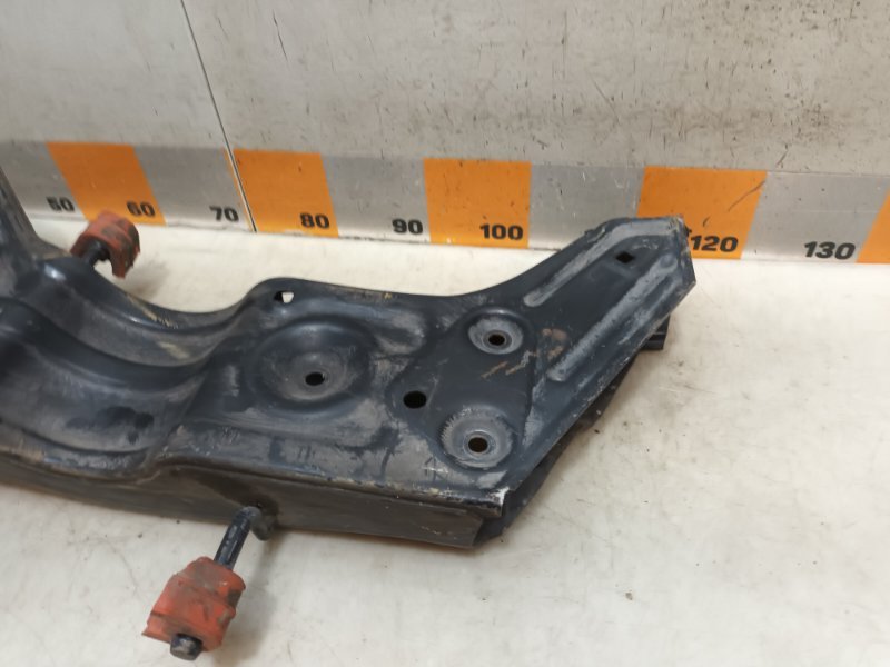 Балка подмоторная