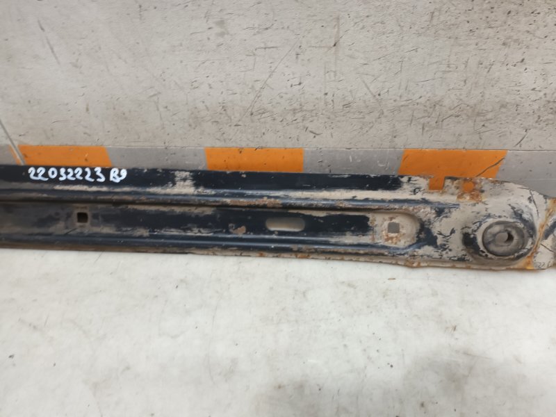 Балка подрадиаторная