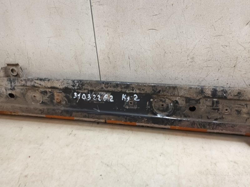 Балка подрадиаторная