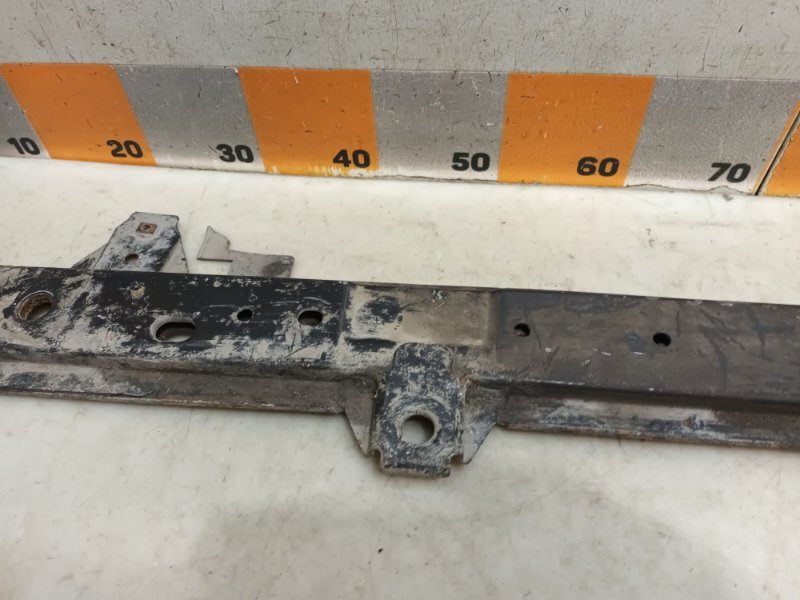 Балка подрадиаторная