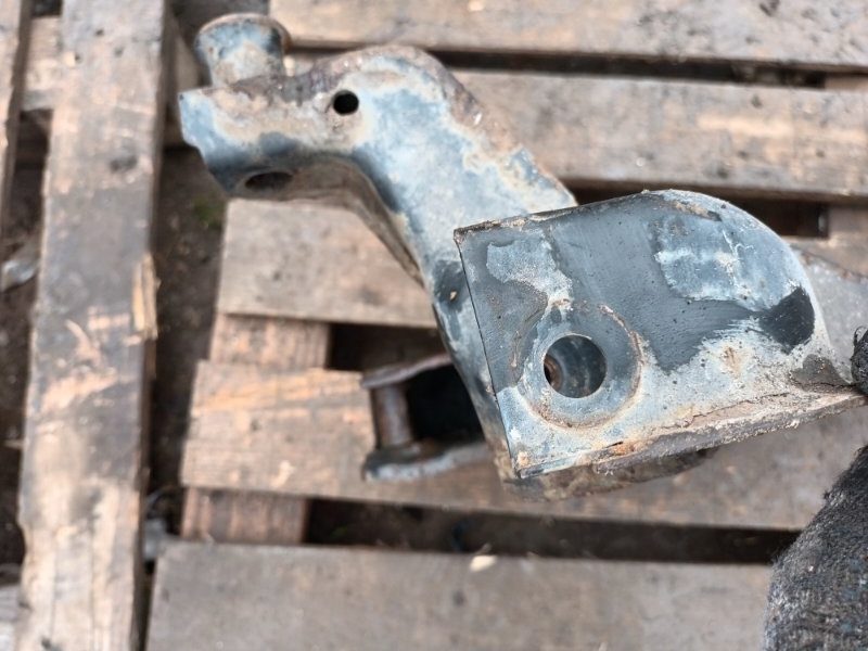 Балка подмоторная