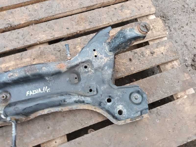 Балка подмоторная