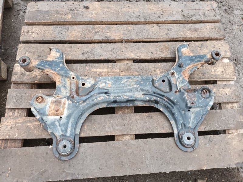 Балка подмоторная