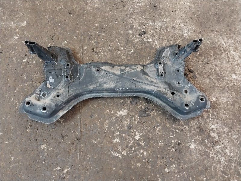 Балка подмоторная