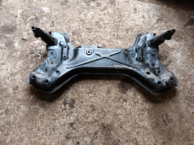 Балка подмоторная