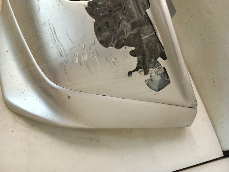 Бампер передний