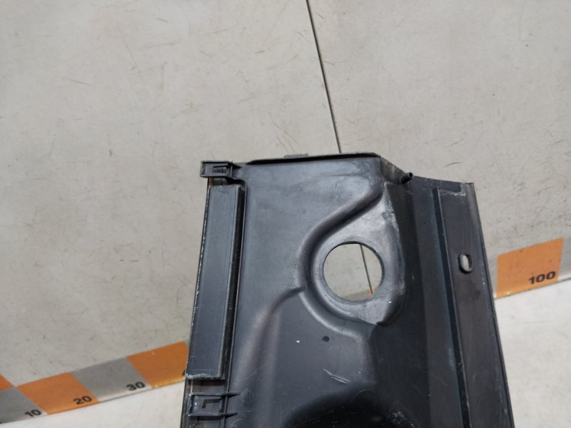 Планка под лобовое стекло