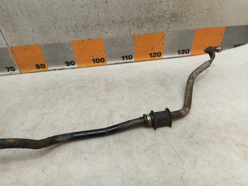 Стабилизатор передний