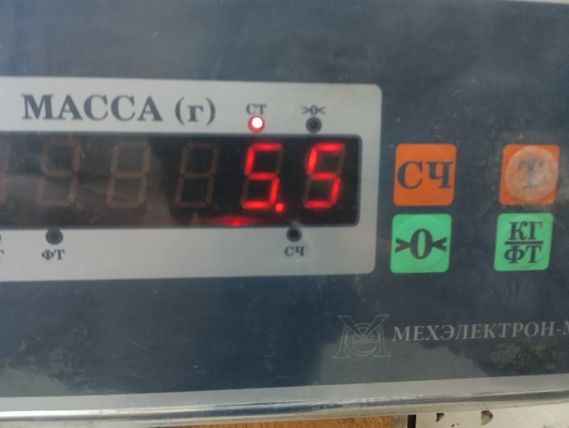 Стекло двери задней правой