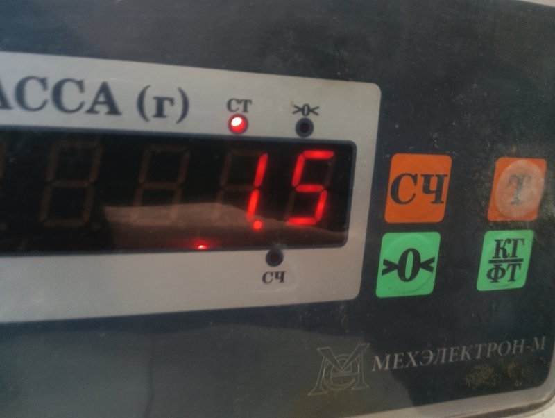 Стекло двери задней правой