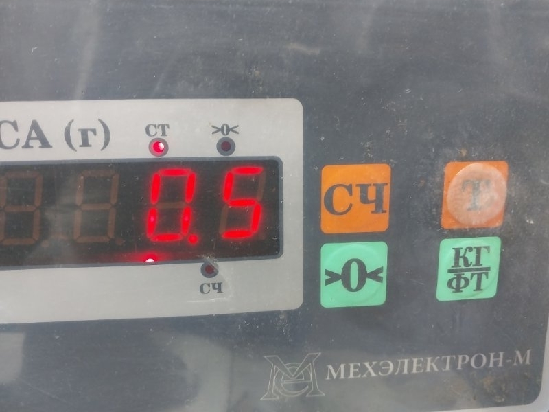 Стекло двери задней левой