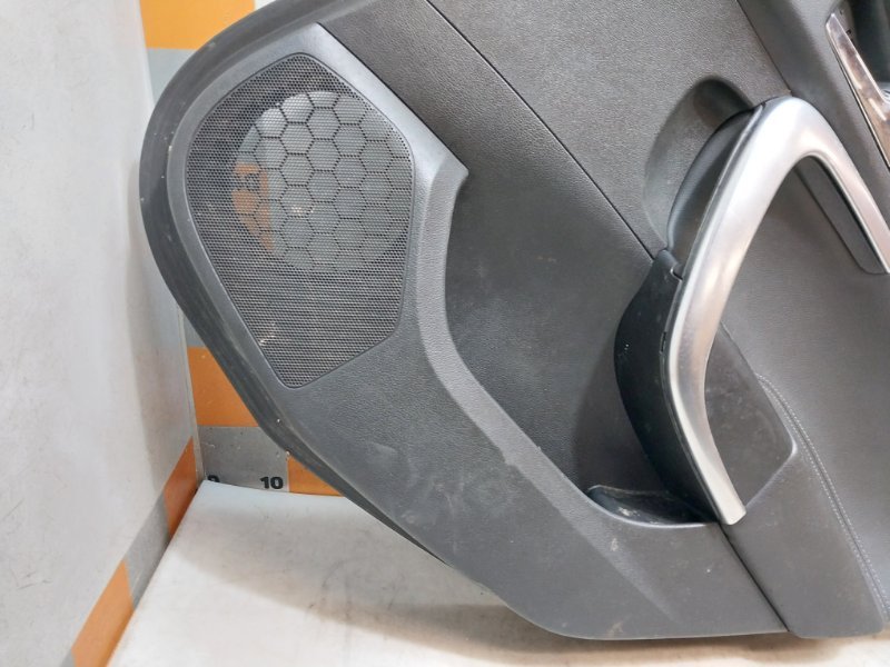 Обшивка двери