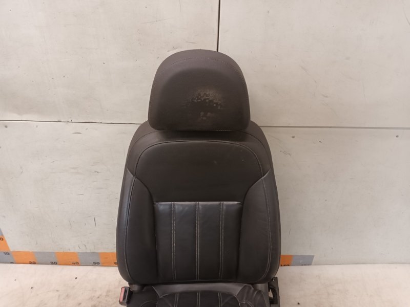 Сиденье переднее левое