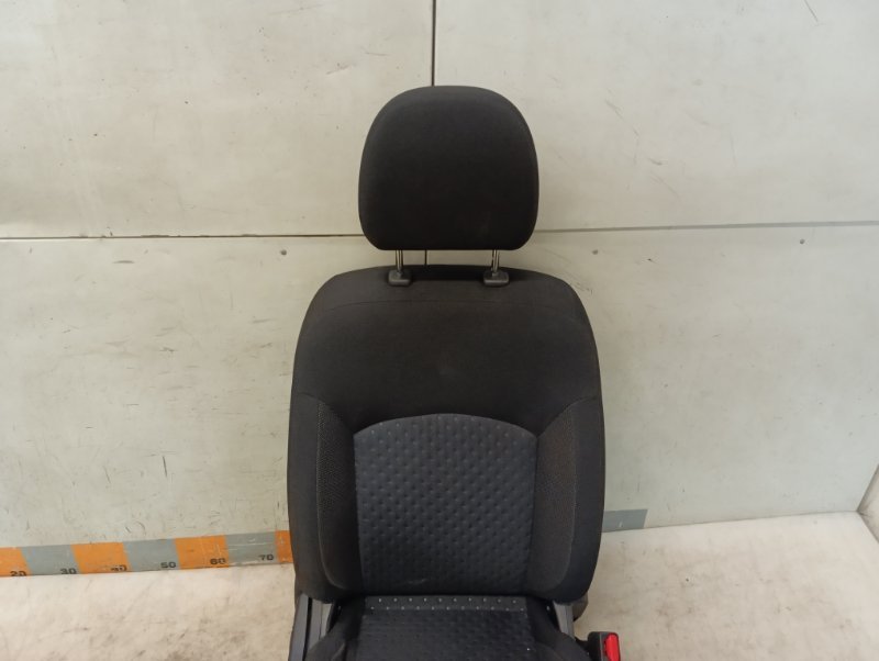 Сиденье переднее правое