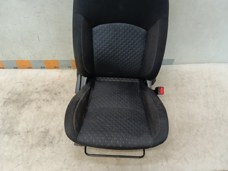 Сиденье переднее правое