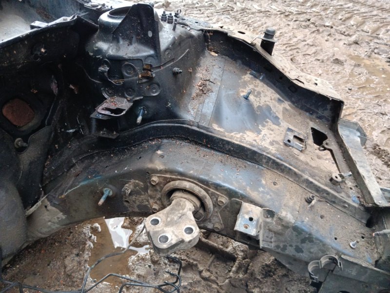 Лонжерон передний левый