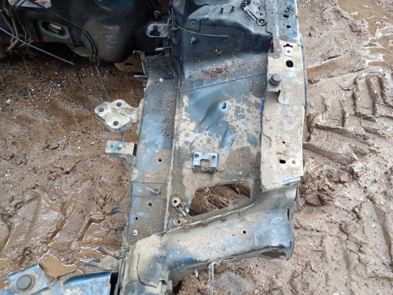 Лонжерон передний левый