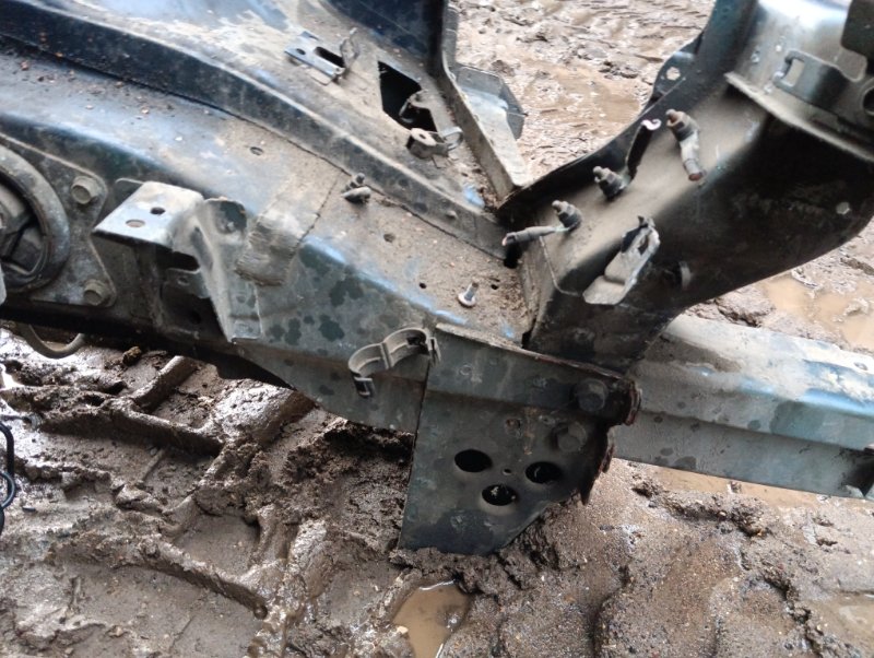 Лонжерон передний левый