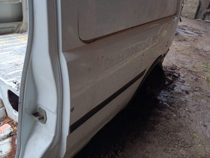 Крыло заднее левое