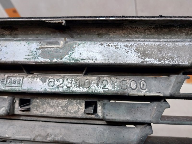 Решетка радиатора