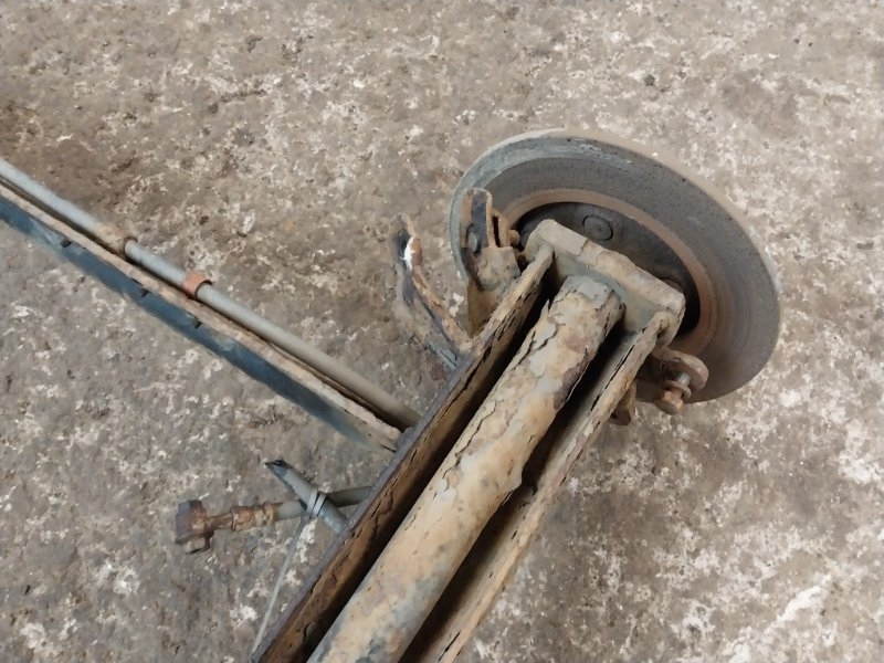 Балка задняя