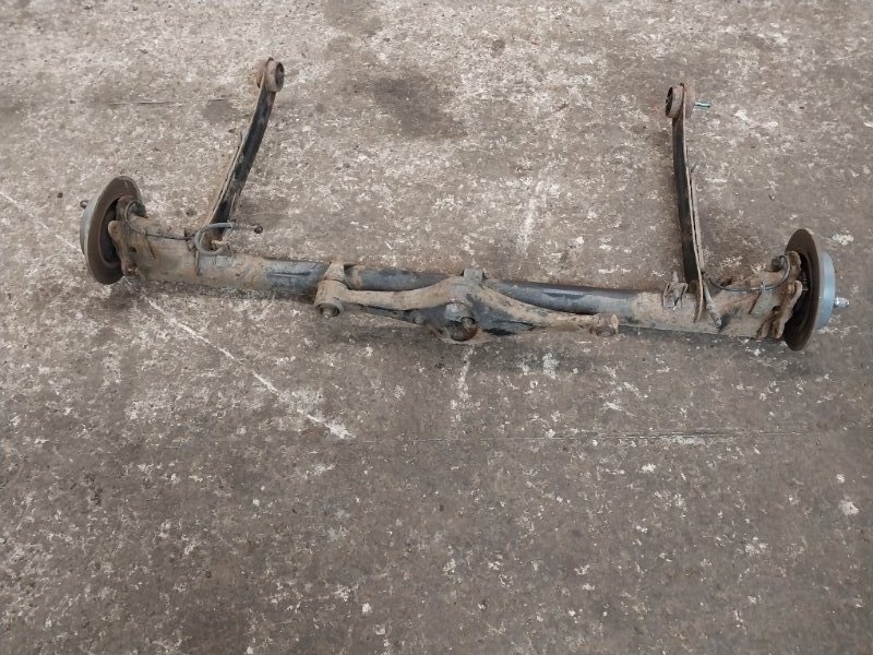 Балка задняя