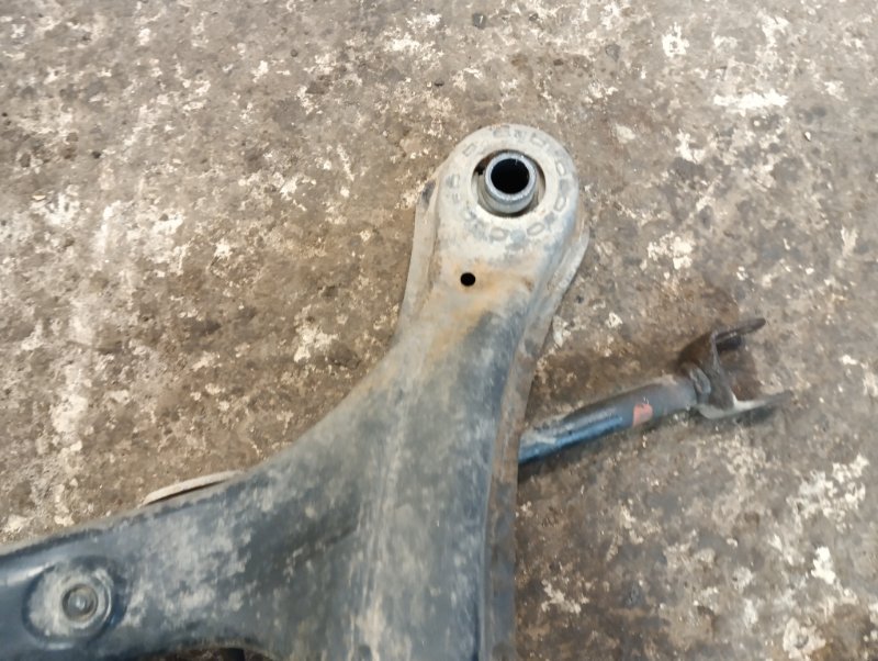 Балка задняя