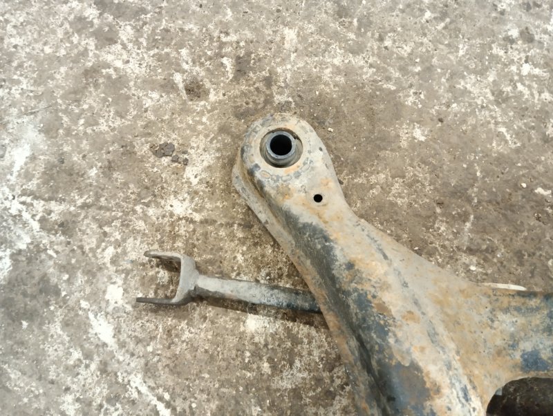 Балка задняя