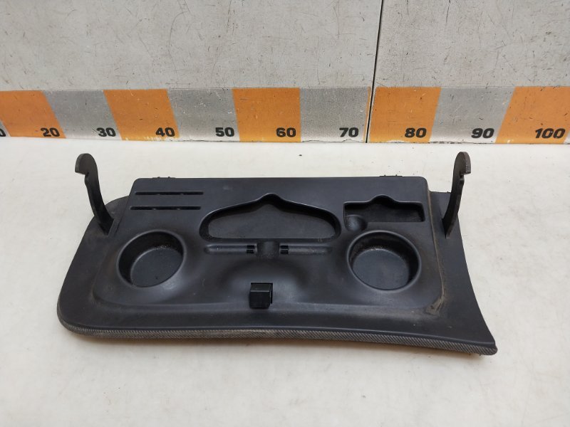 Крышка бардачка