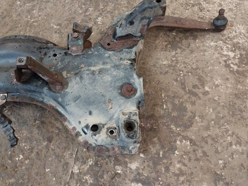 Балка подмоторная