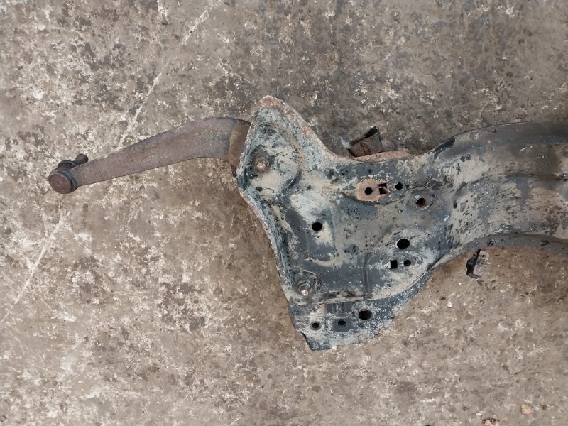 Балка подмоторная