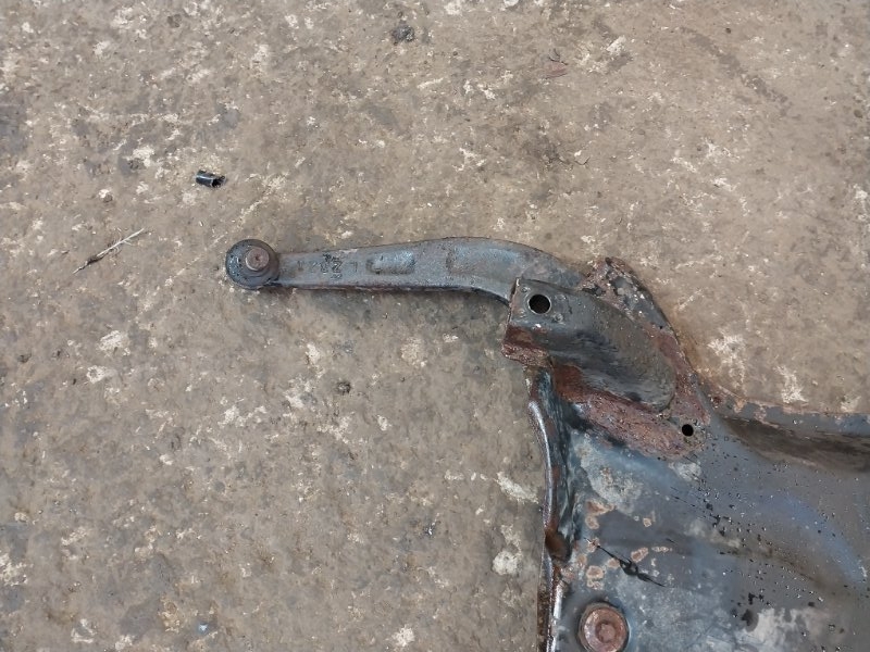 Балка подмоторная