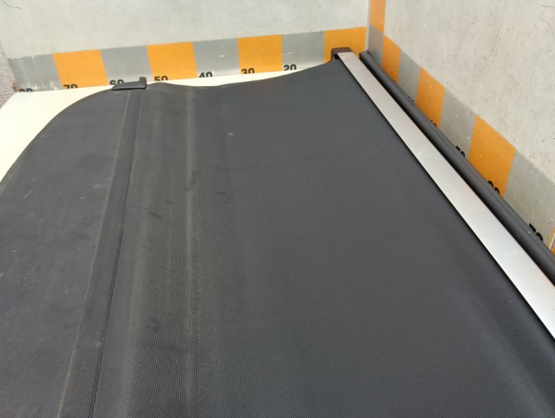 Шторка багажника