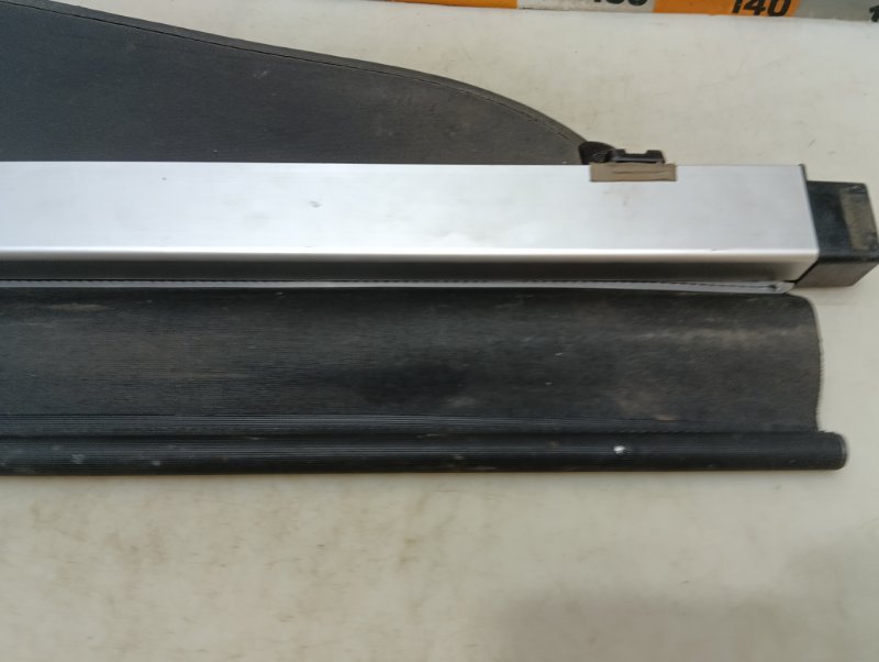 Шторка багажника