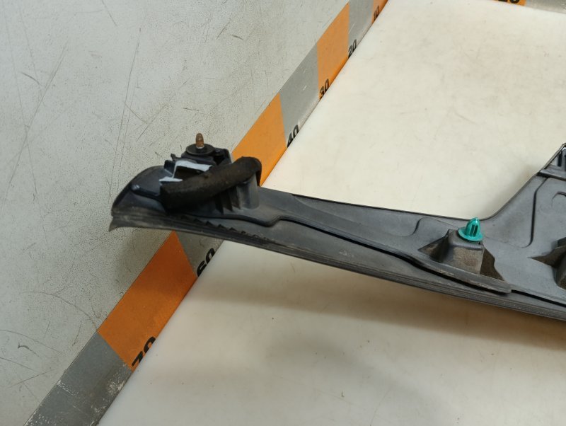 Накладка крышки багажника