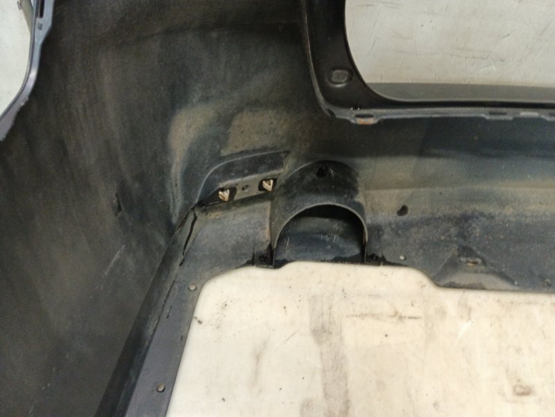 Бампер задний