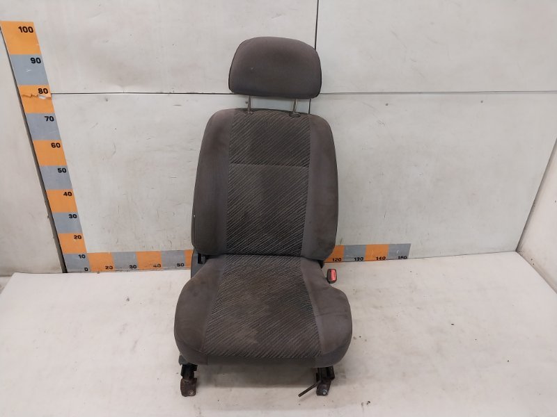 Сиденье переднее правое