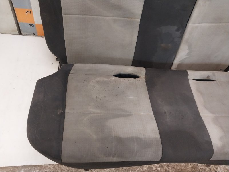 Сиденье салонное