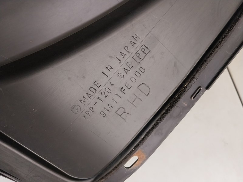 Решетка стеклоочистителей (Жабо)