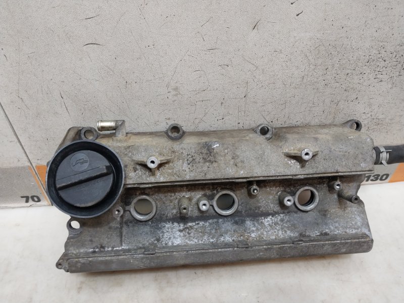 Крышка клапанная ГБЦ