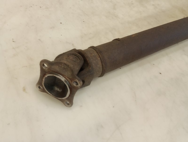 Вал карданный