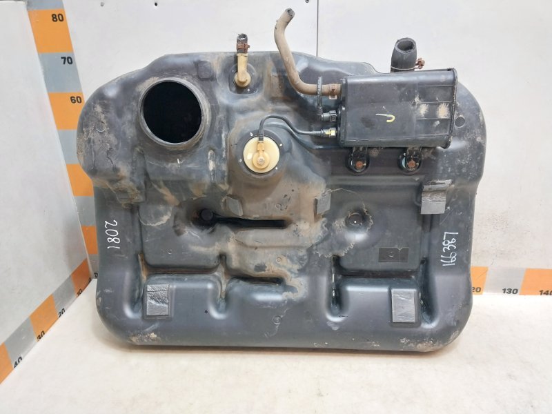 Бак топливный