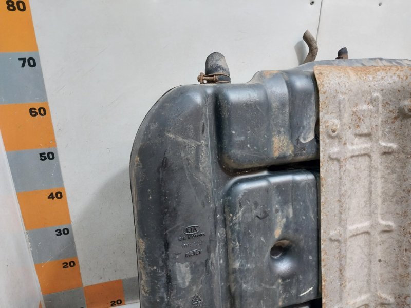 Бак топливный